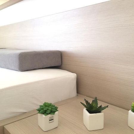 Apartmani Adriatic Ana Novalja Eksteriør bilde